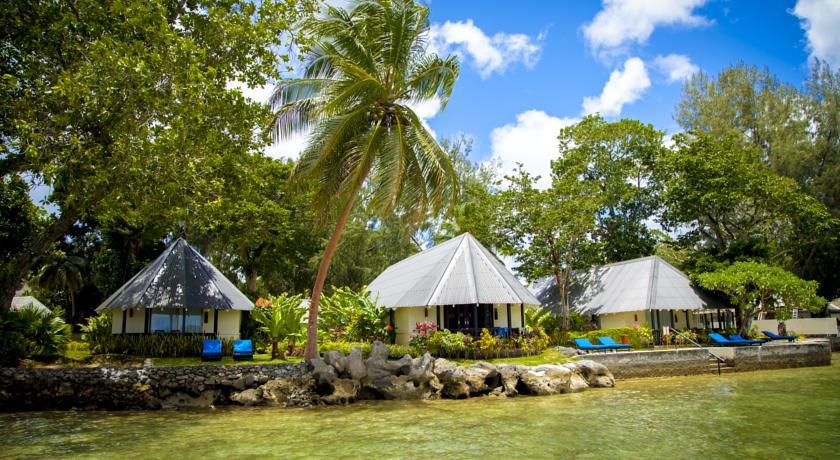 The Warwick Fiji Hotel Korolevu  Exterior foto Bungalows at the resort