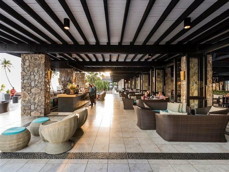 The Warwick Fiji Hotel Korolevu  Exterior foto The lobby of the hotel